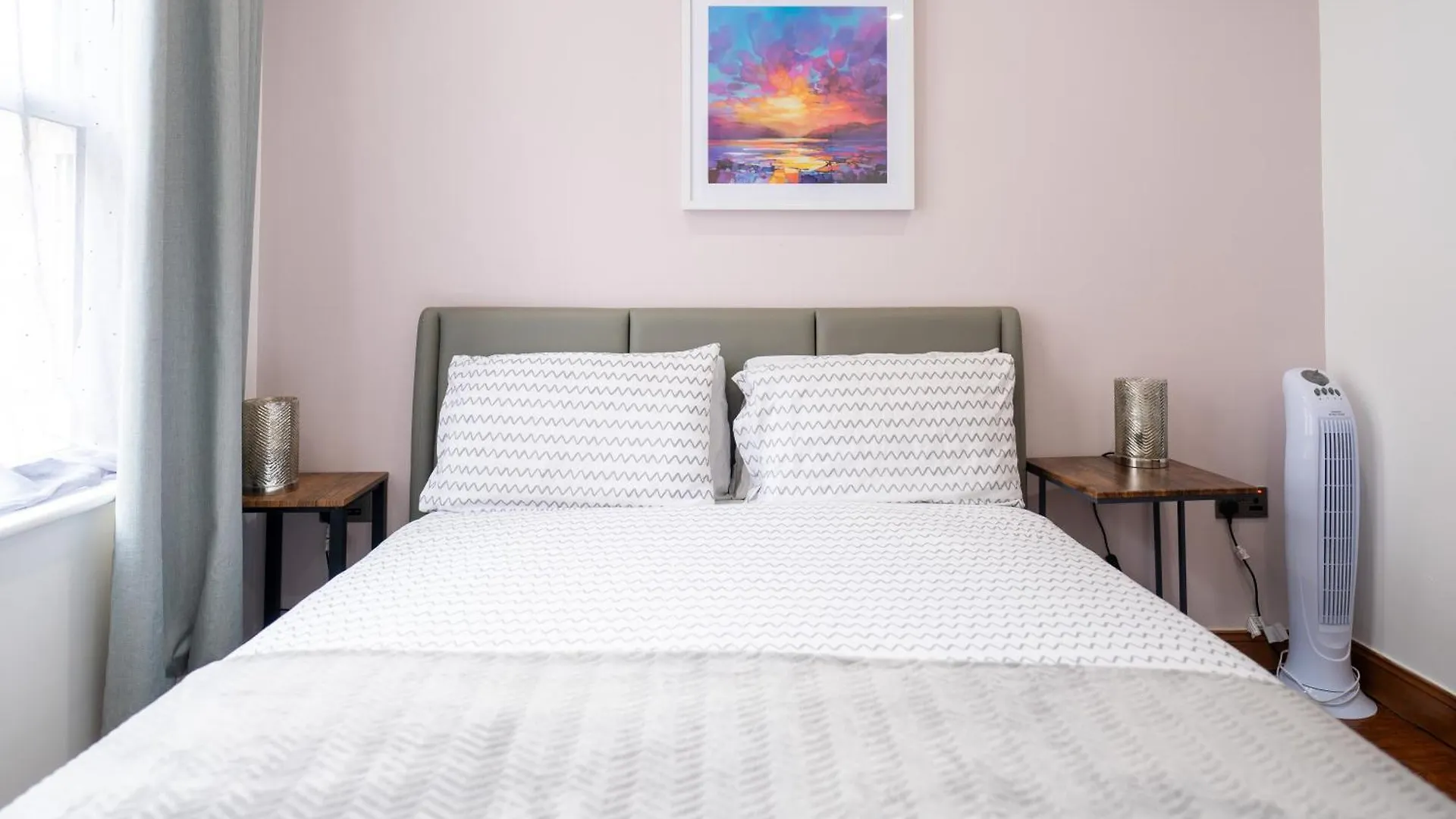 Apartment Reef7 - Modern Central Flat, 5 Mins From Beach, Centre And Bournemouth International Centre